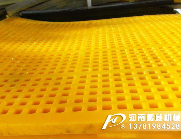 振動篩網(wǎng)破裂太快是什么原因造成的？